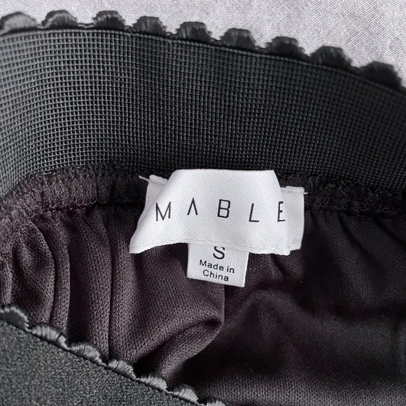 Tulle Midi Ballerina Skirt Black | Mable - Picture 3 of 4